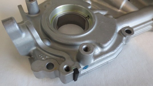 Genuine OEM Subaru Oil Pump w/ Seal & O-Ring Impreza Forester EJ18E EJ22E EJ22EZ